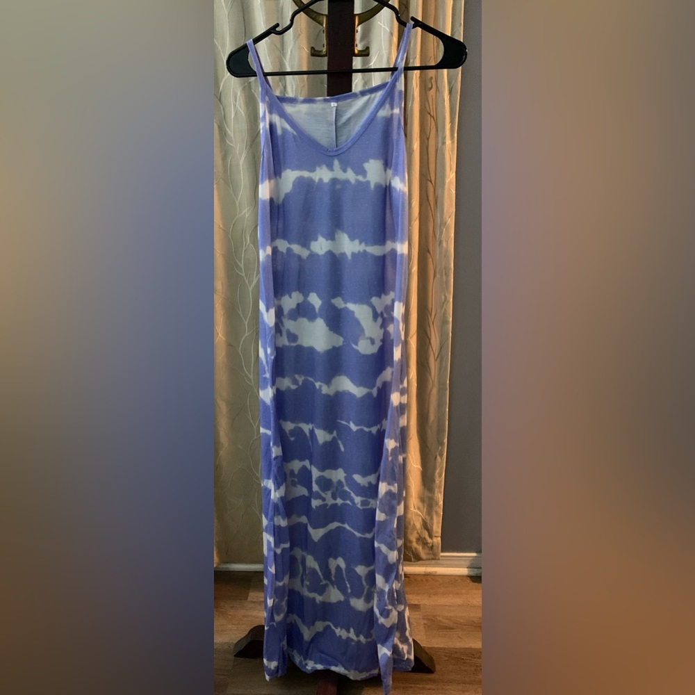 Women’s Maxi Dress size Large